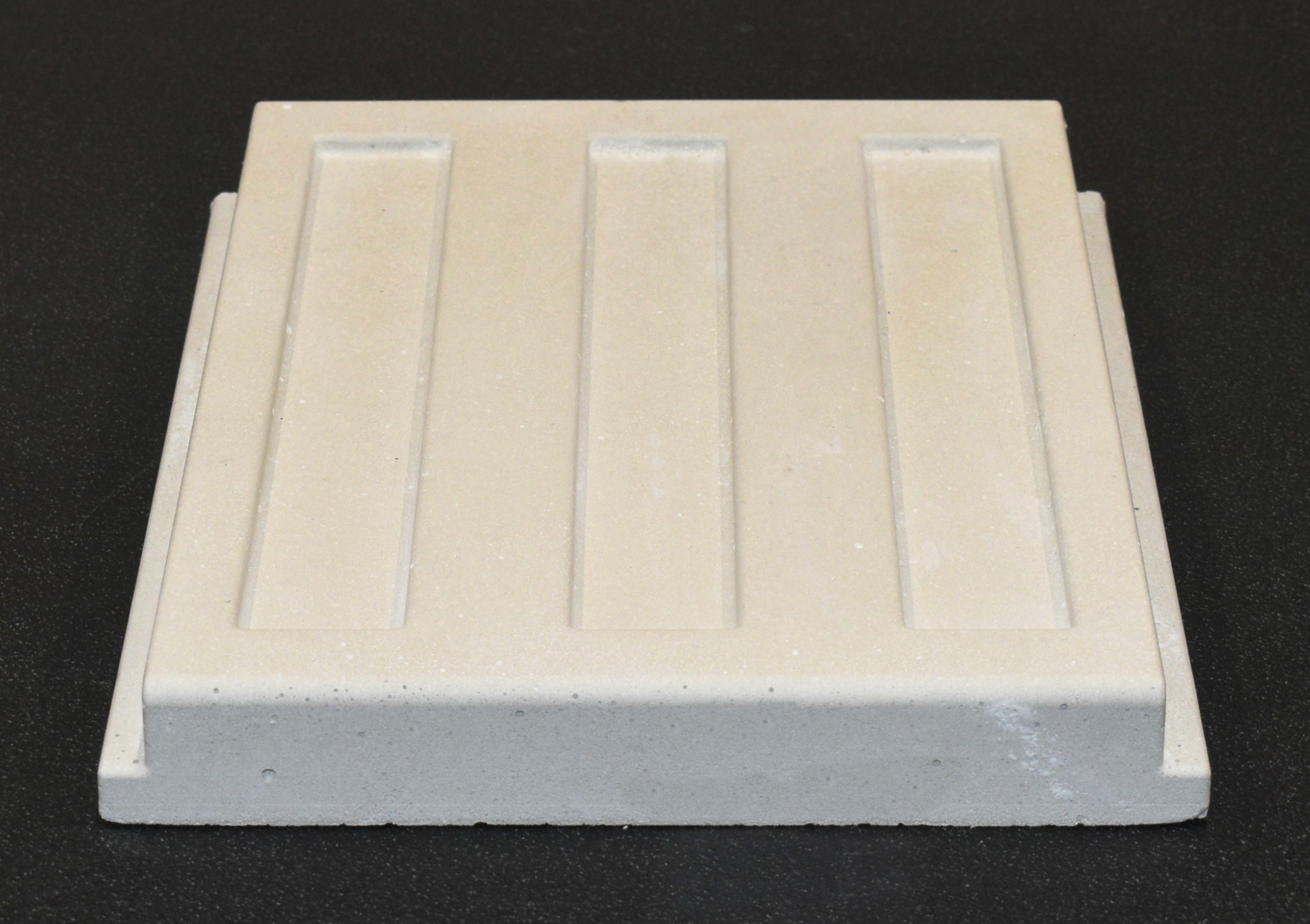 Spartherm Varia 2RR-55h Rückwandstein mittig unten B Brennraumstein Spartherm Varia 2RR-55h Rückwandstein mittig unten B Brennraumstein