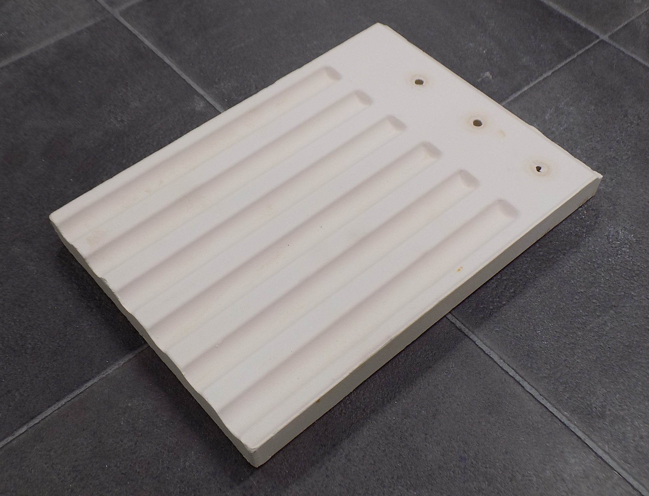Techfire Bella 2 pierre de plaque arrière gauche B