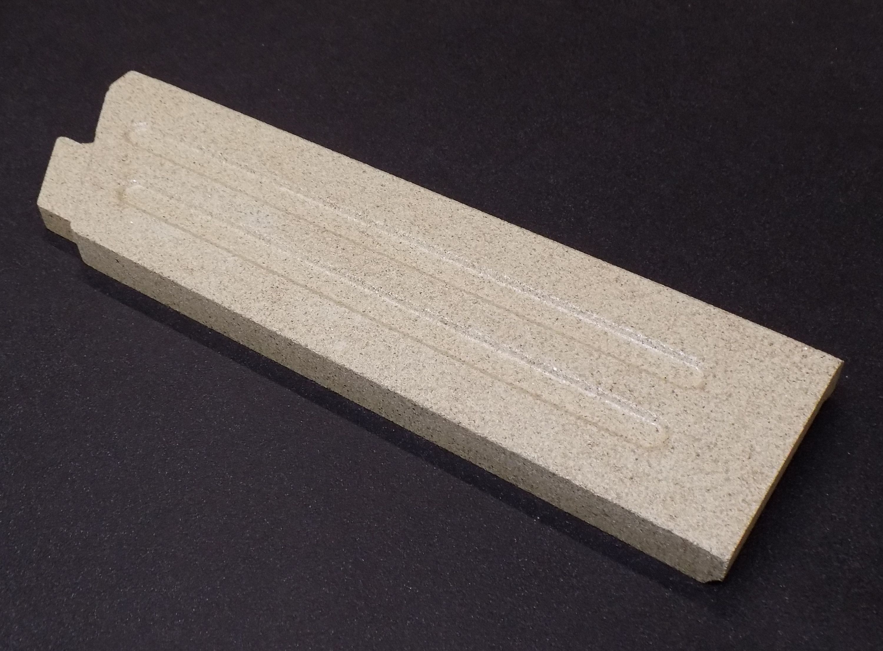 Aduro 7.1 sidesten højre bagved Aduro 7.1 sidesten højre bagved