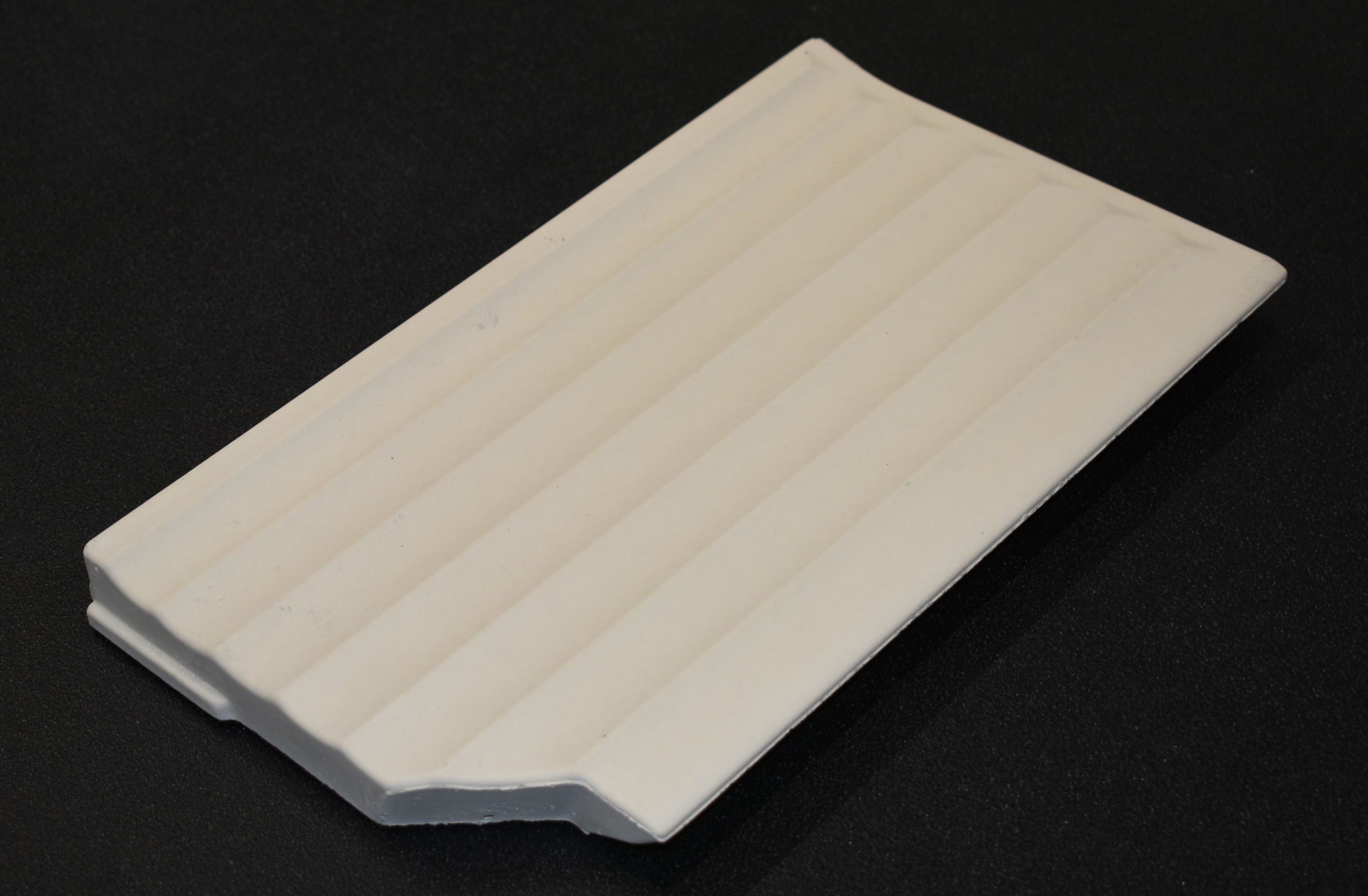 Lotus M4 pierre latérale droit avant C Lotus M4 pierre latérale droit avant C