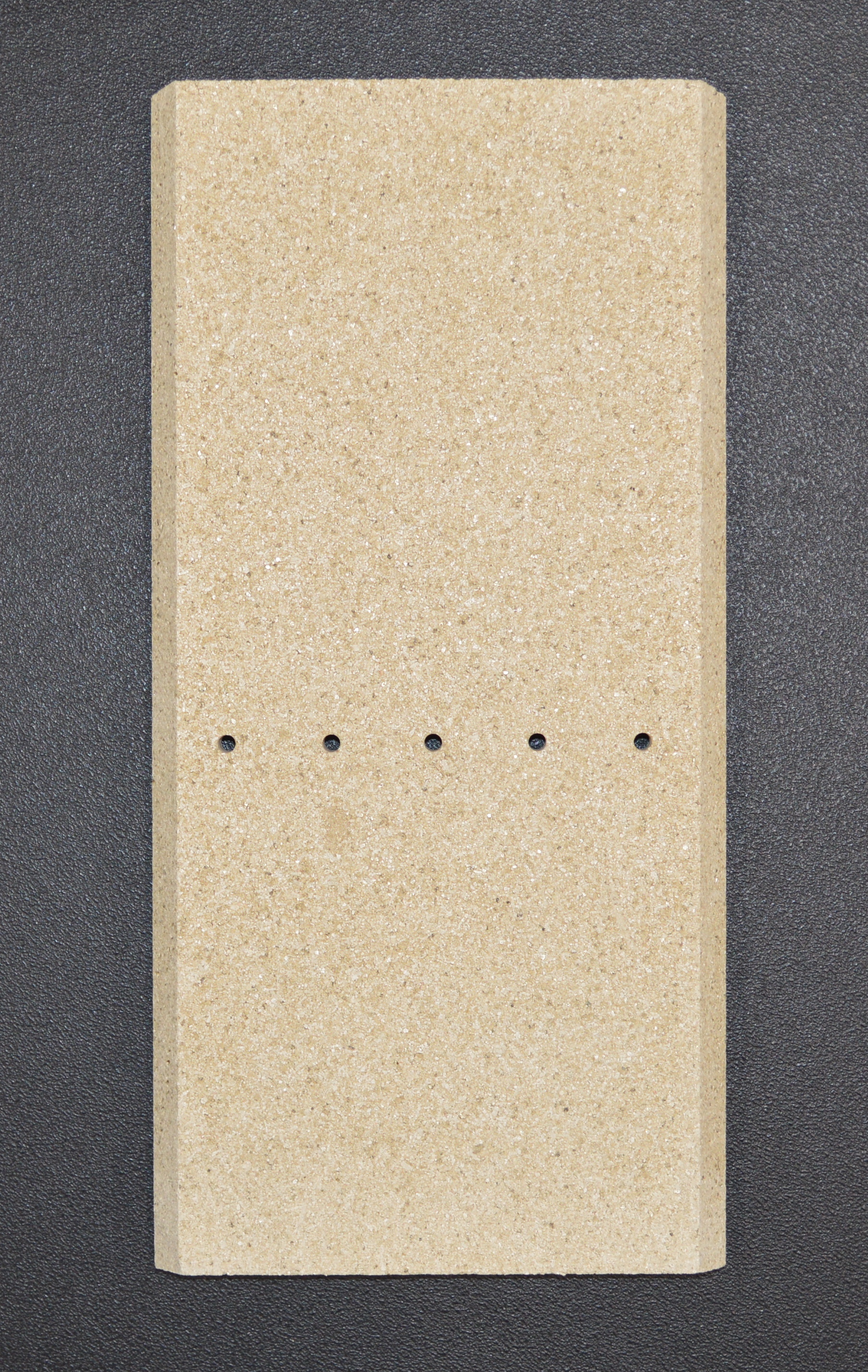Oranier Pori 5 4671. pierre de plaque arrière A