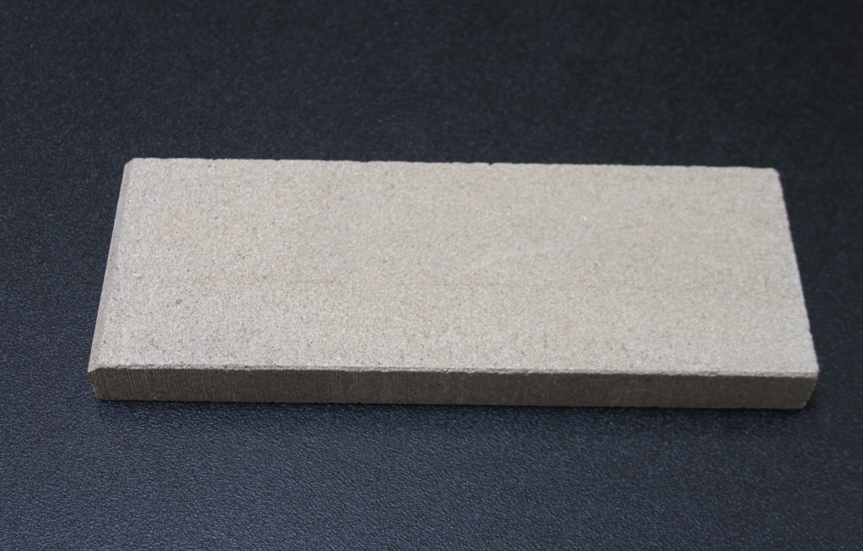 Fireplace Rönky 50 Rückwandstein rechts Brennraumstein Fireplace Rönky 50 Rückwandstein rechts Brennraumstein