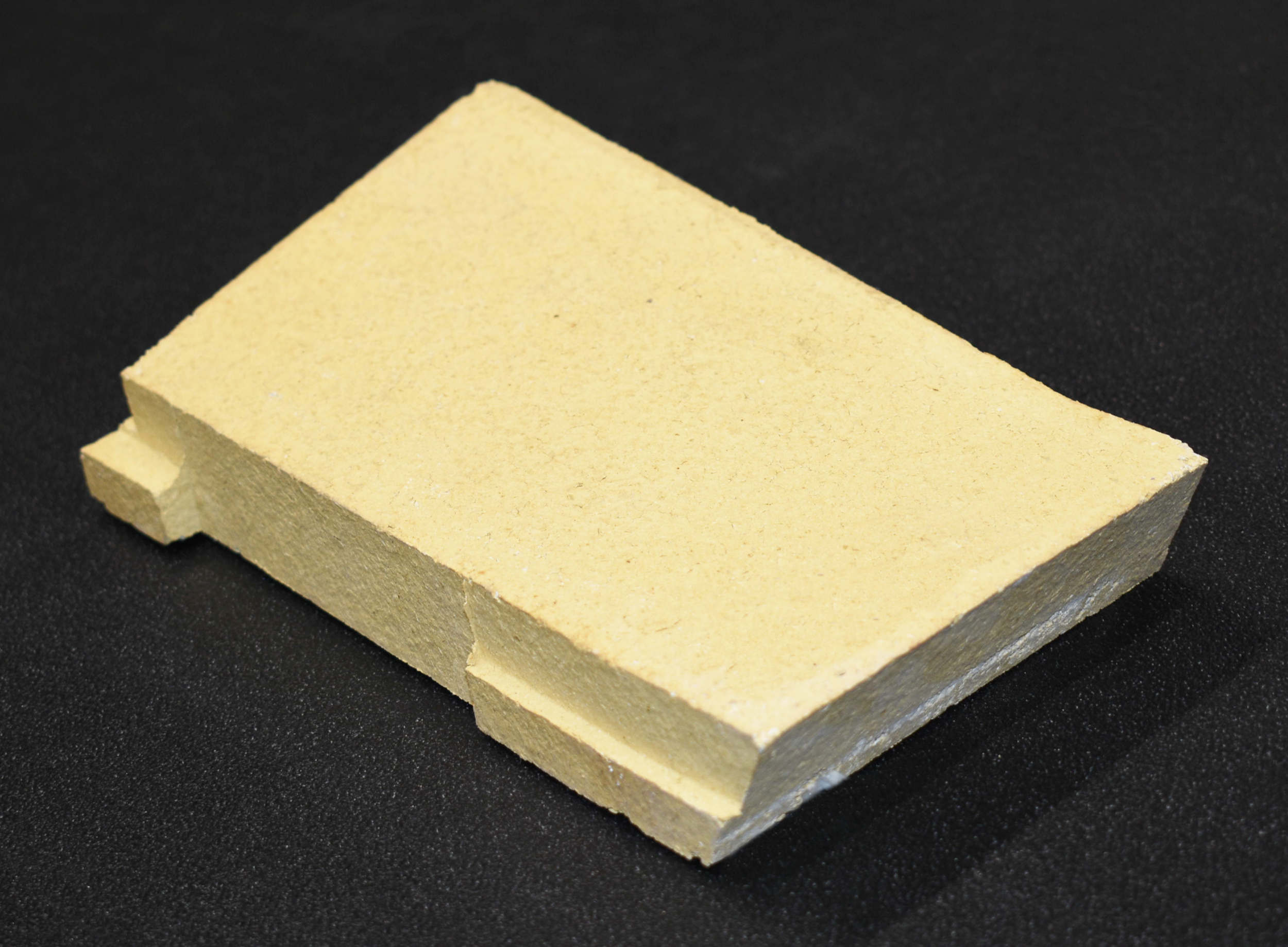 Spartherm Prismo 770 x 450 bagsten højre nede