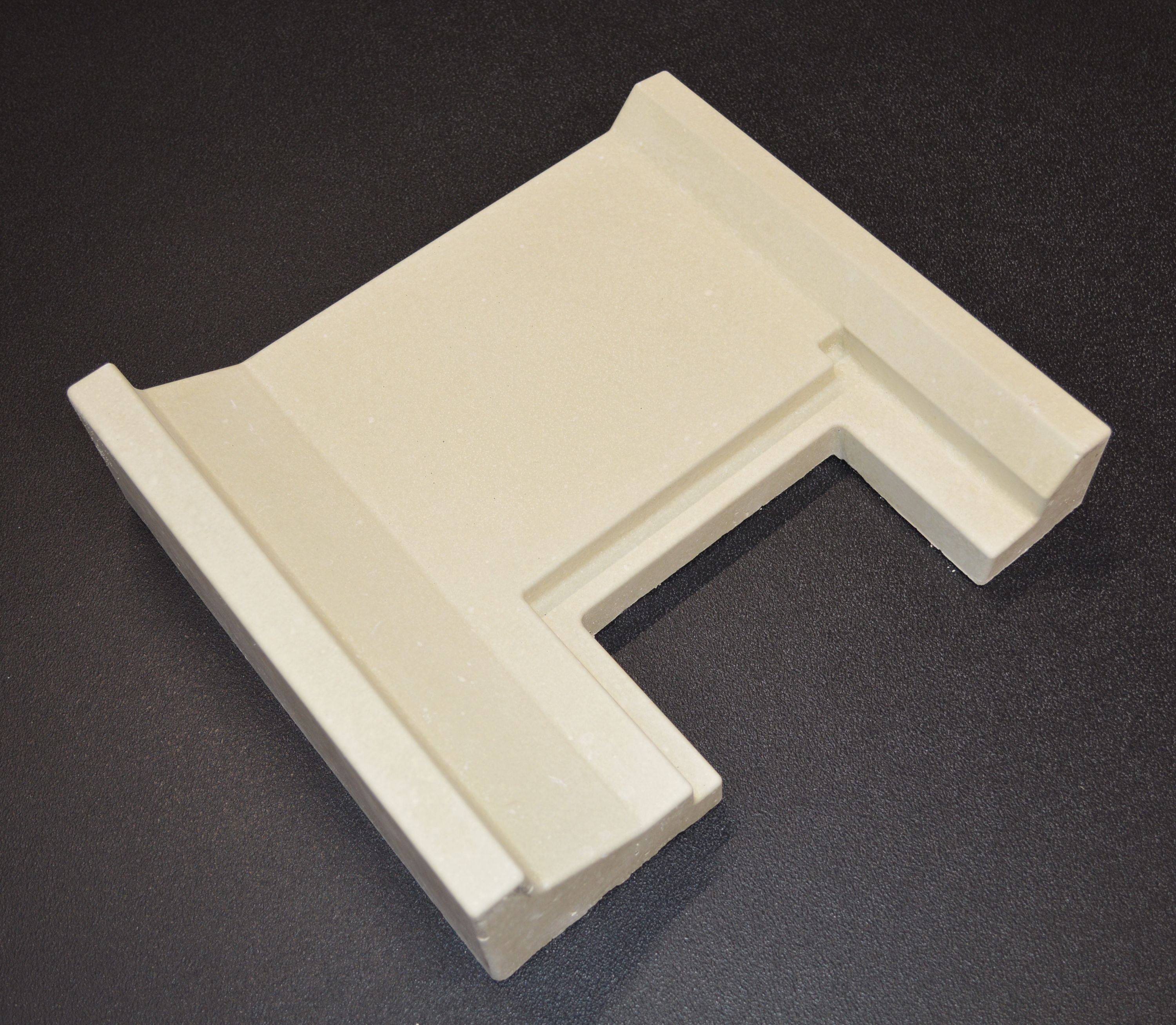 Spartherm Varia B-120h Brennraumstein Boden links mittig Spartherm Varia B-120h Brennraumstein Boden links mittig