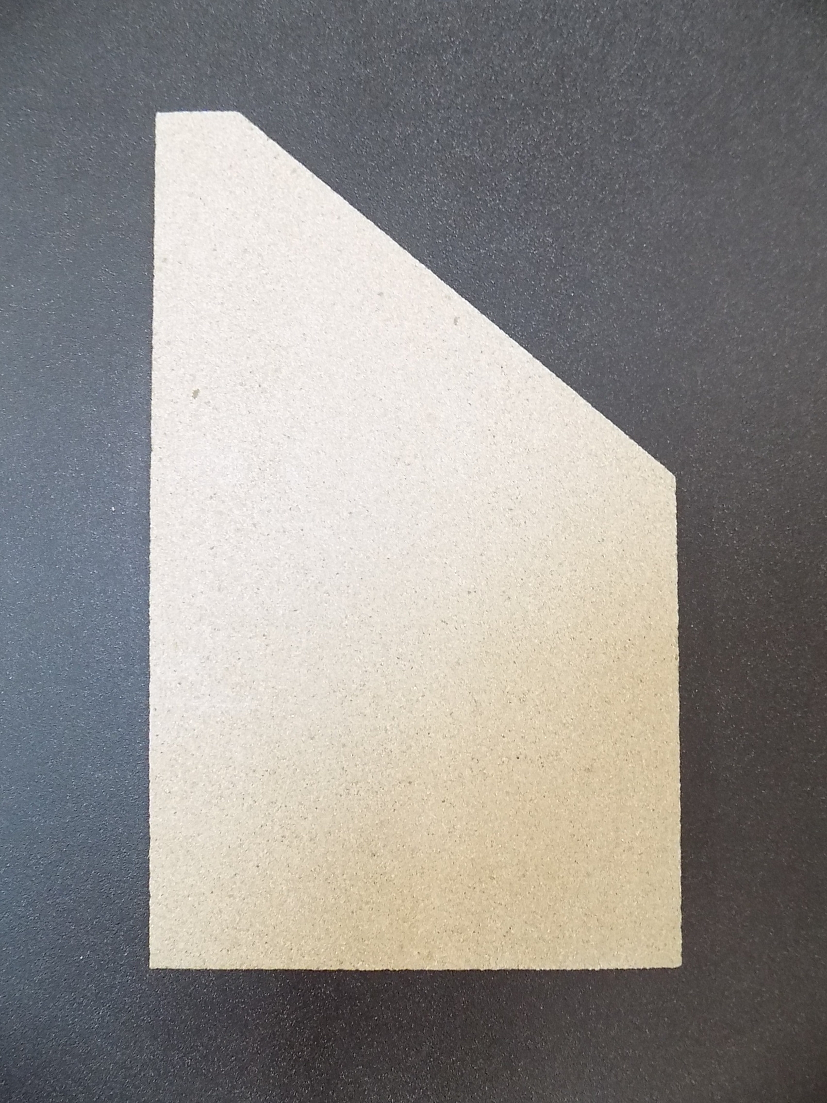 Oranier Luton cegła boczna z lewej strony Oranier Luton cegła boczna z lewej strony