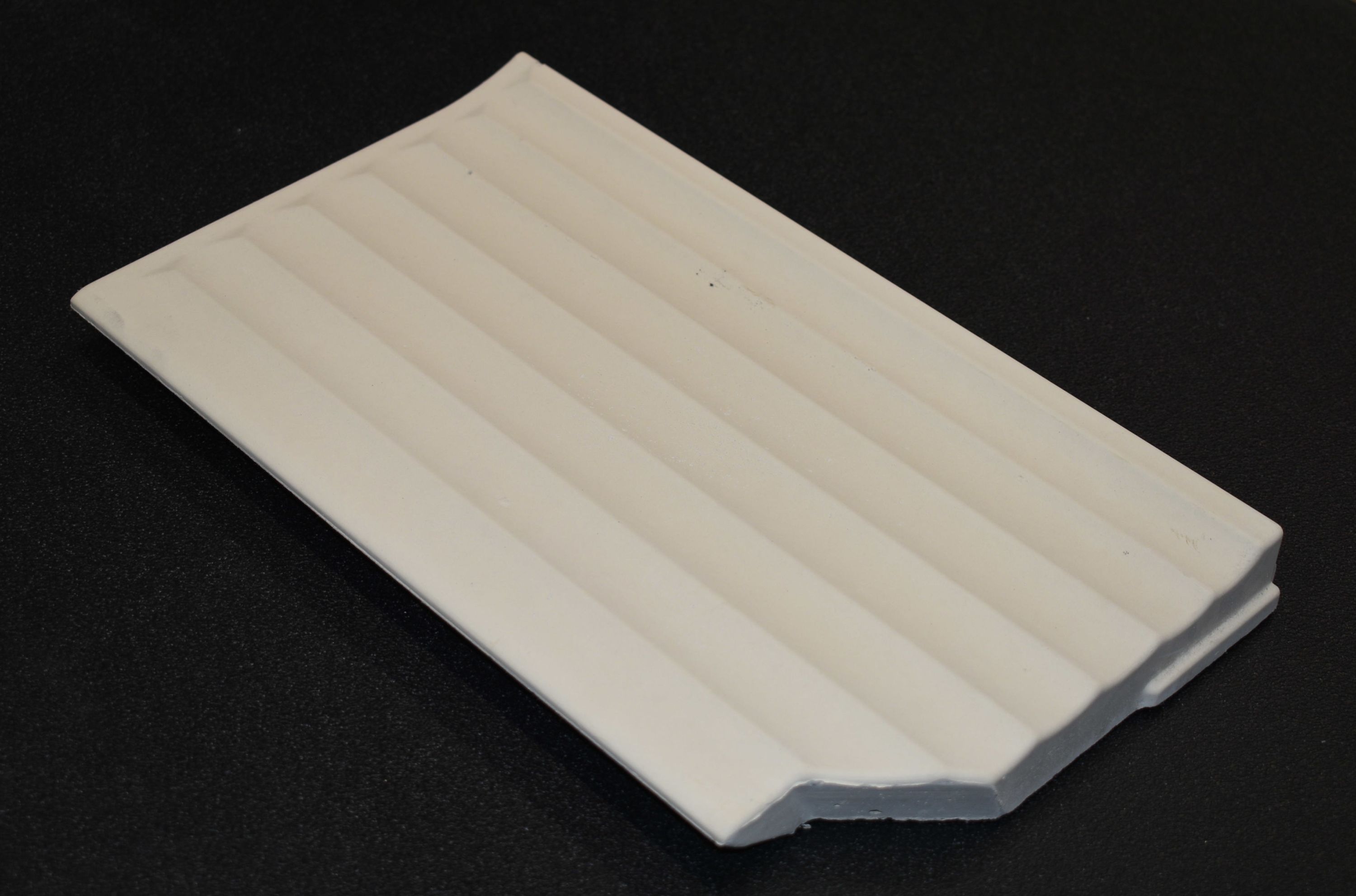 Lotus M4 pierre latérale gauche avant C Lotus M4 pierre latérale gauche avant C