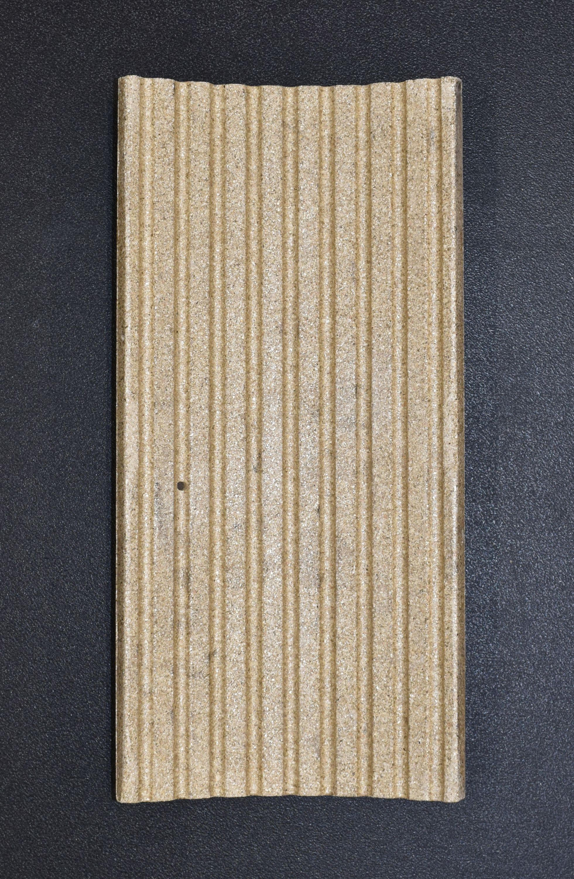 Oranier Arena pierre latérale droit