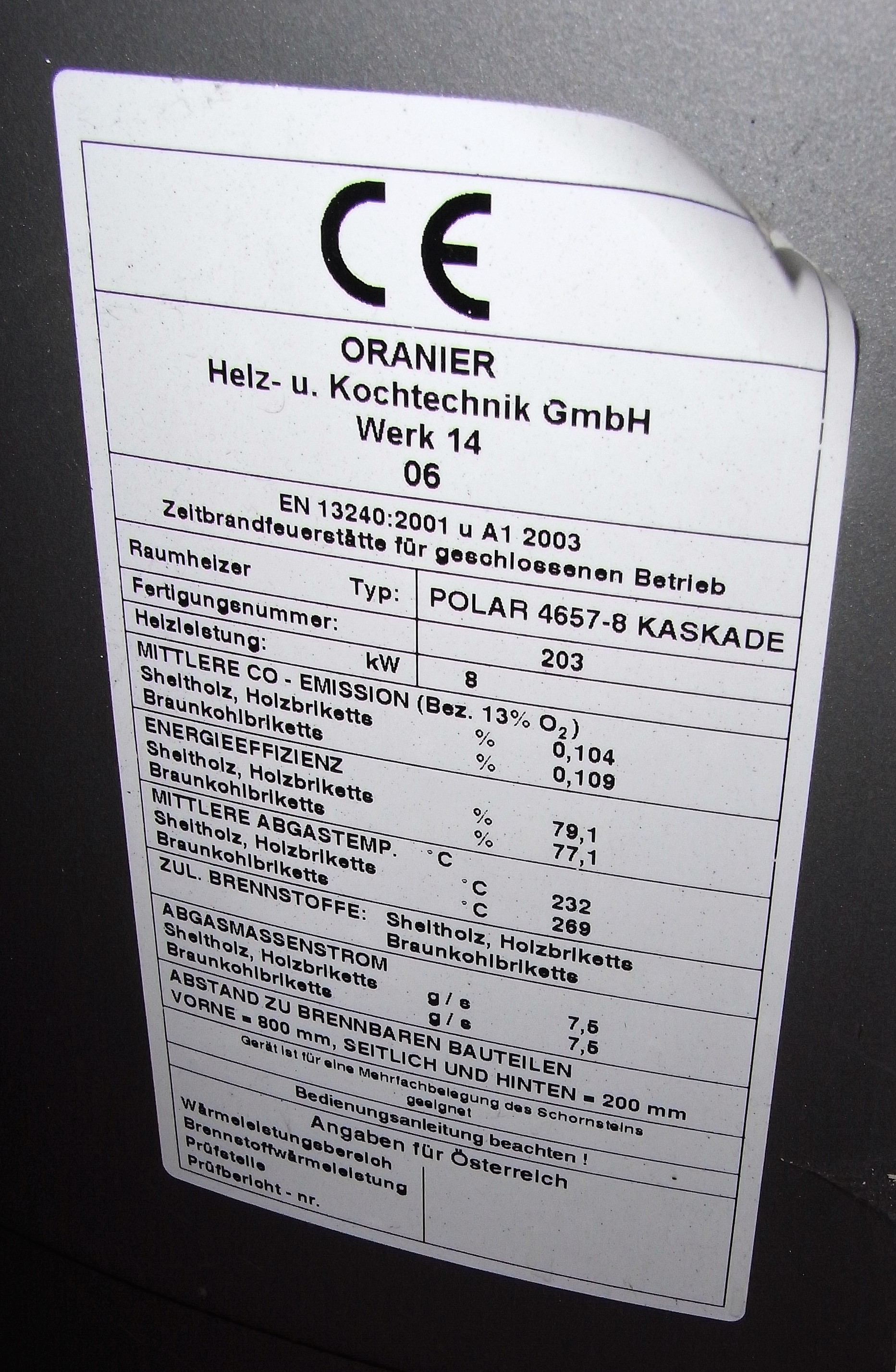 Beispiel: Typenschild eines Kaminofens von Oranier