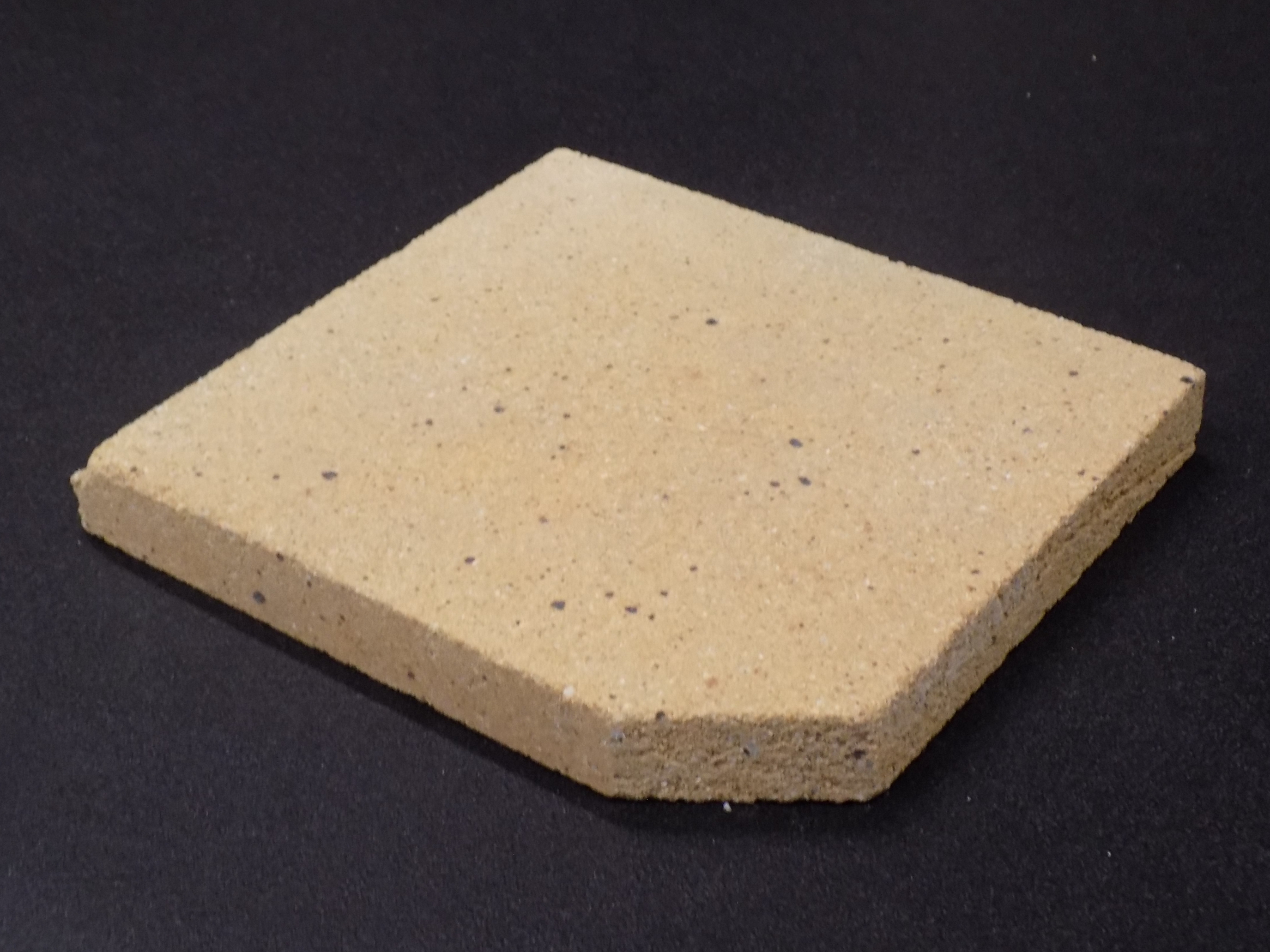 Lotus MQM cegła boczna z prawej strony z tyłu na górze Lotus MQM cegła boczna z prawej strony z tyłu na górze