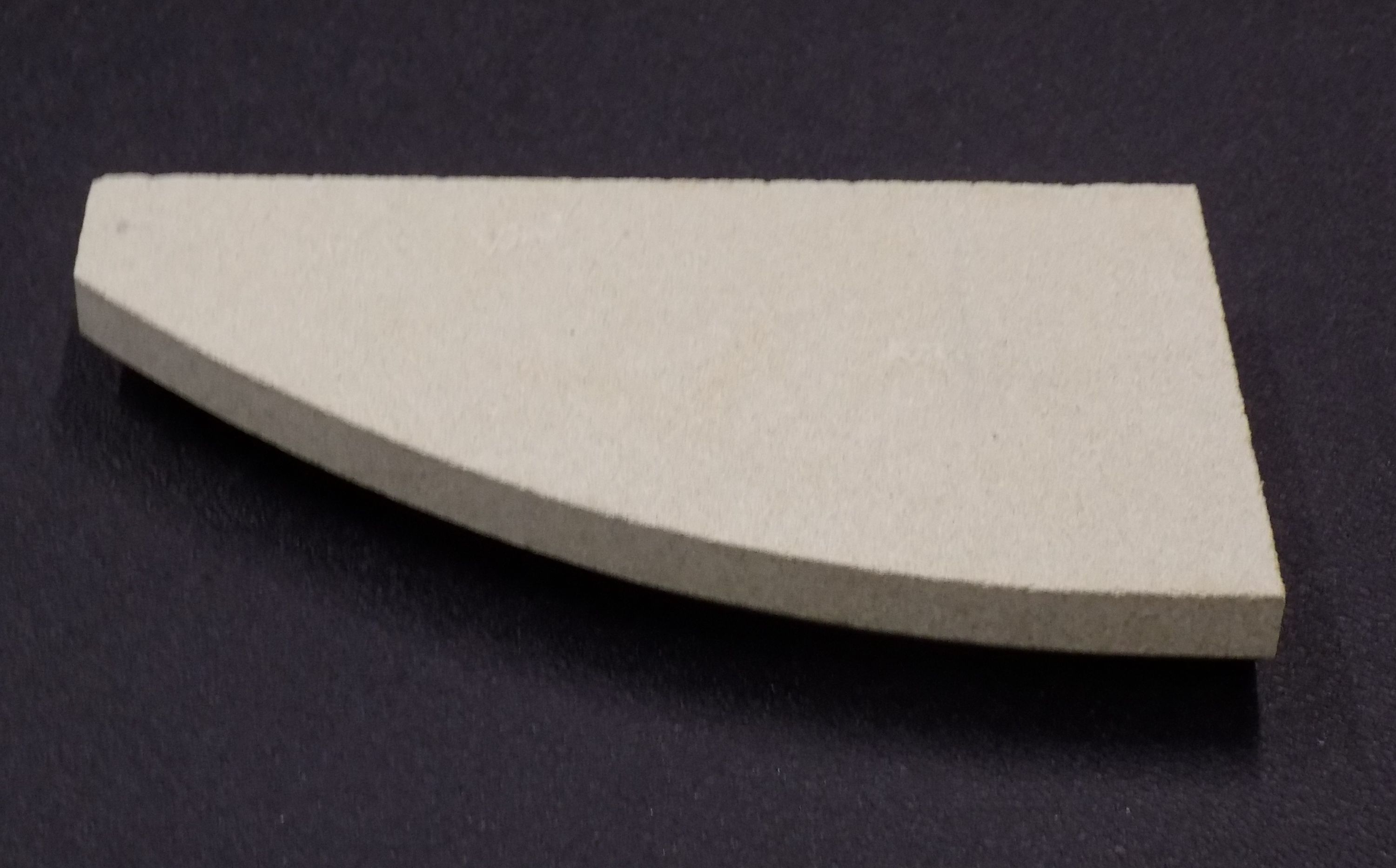 Skantherm Ariso Bodenstein vorne links B Brennraumstein Skantherm Ariso Bodenstein vorne links B Brennraumstein