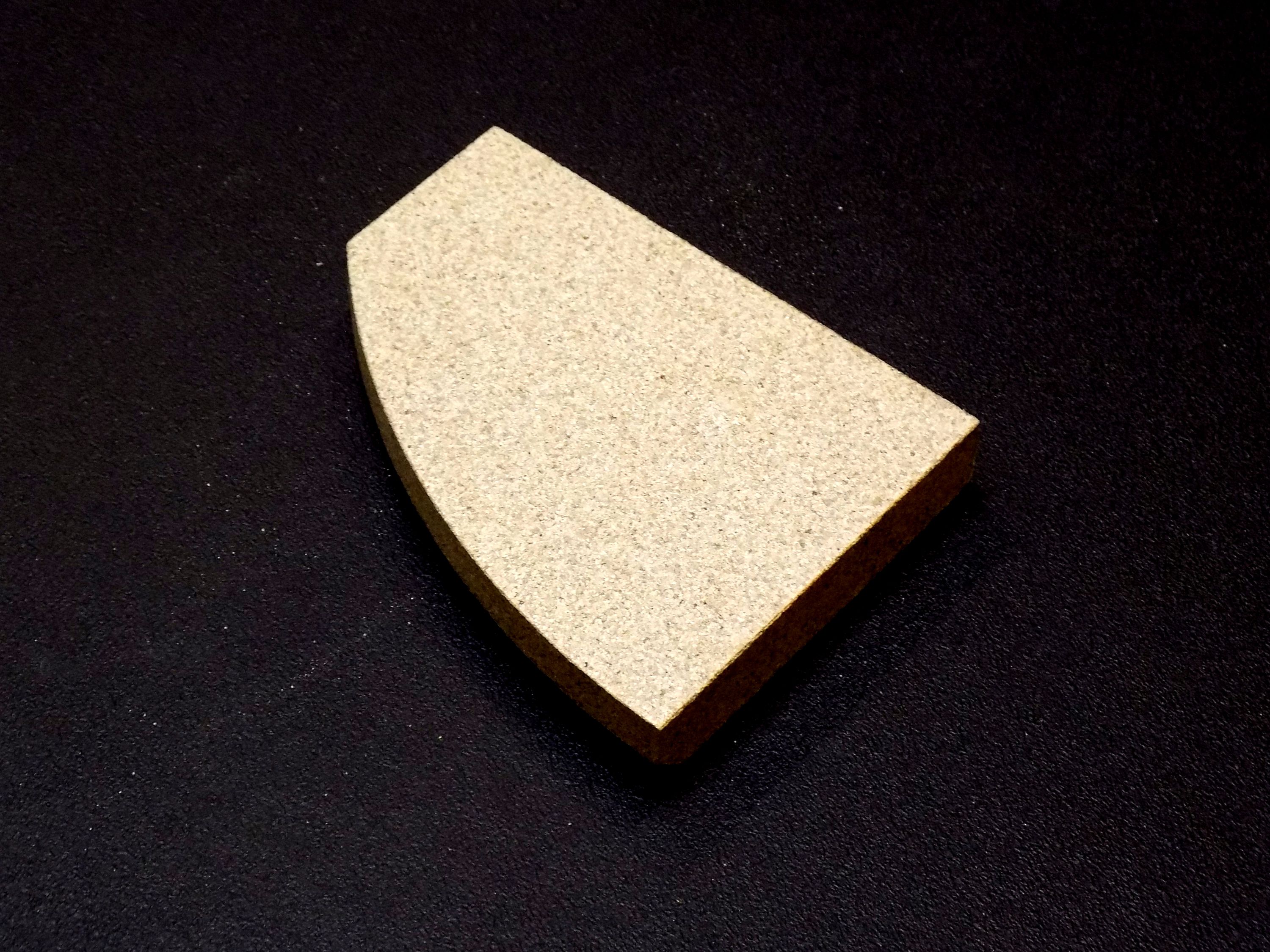 Skantherm Beo cegła podłogowa z przodu z lewej strony A Skantherm Beo cegła podłogowa z przodu z lewej strony A