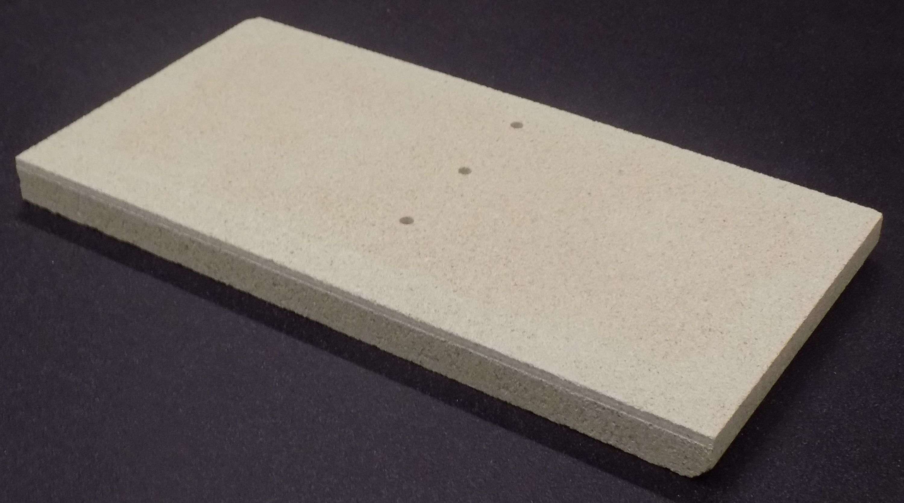 Justus Sylt Rückwandstein links Justus Sylt Rückwandstein links