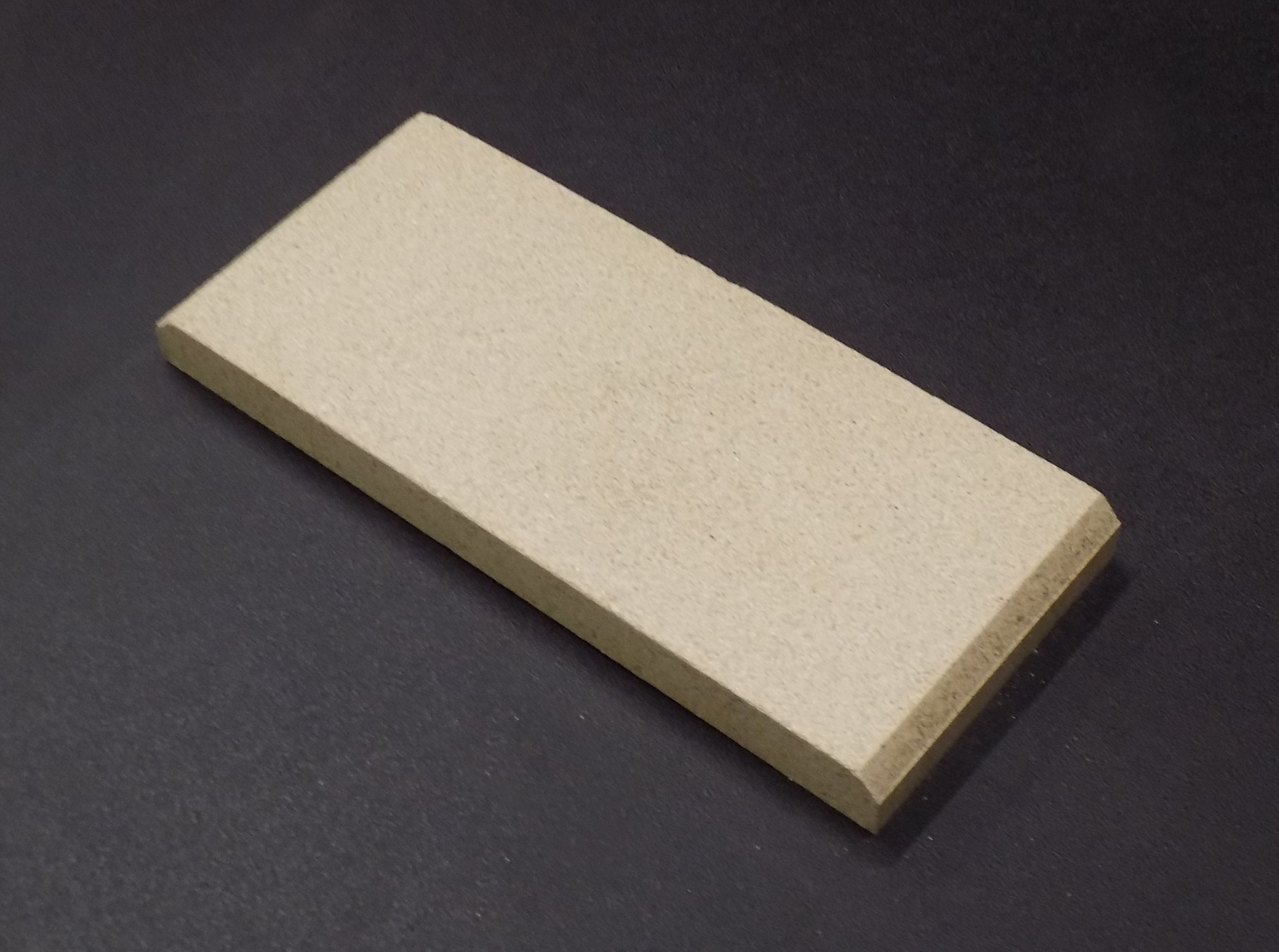 Dan Skan Opra Rückwandstein rechts Brennraumstein Dan Skan Opra Rückwandstein rechts Brennraumstein