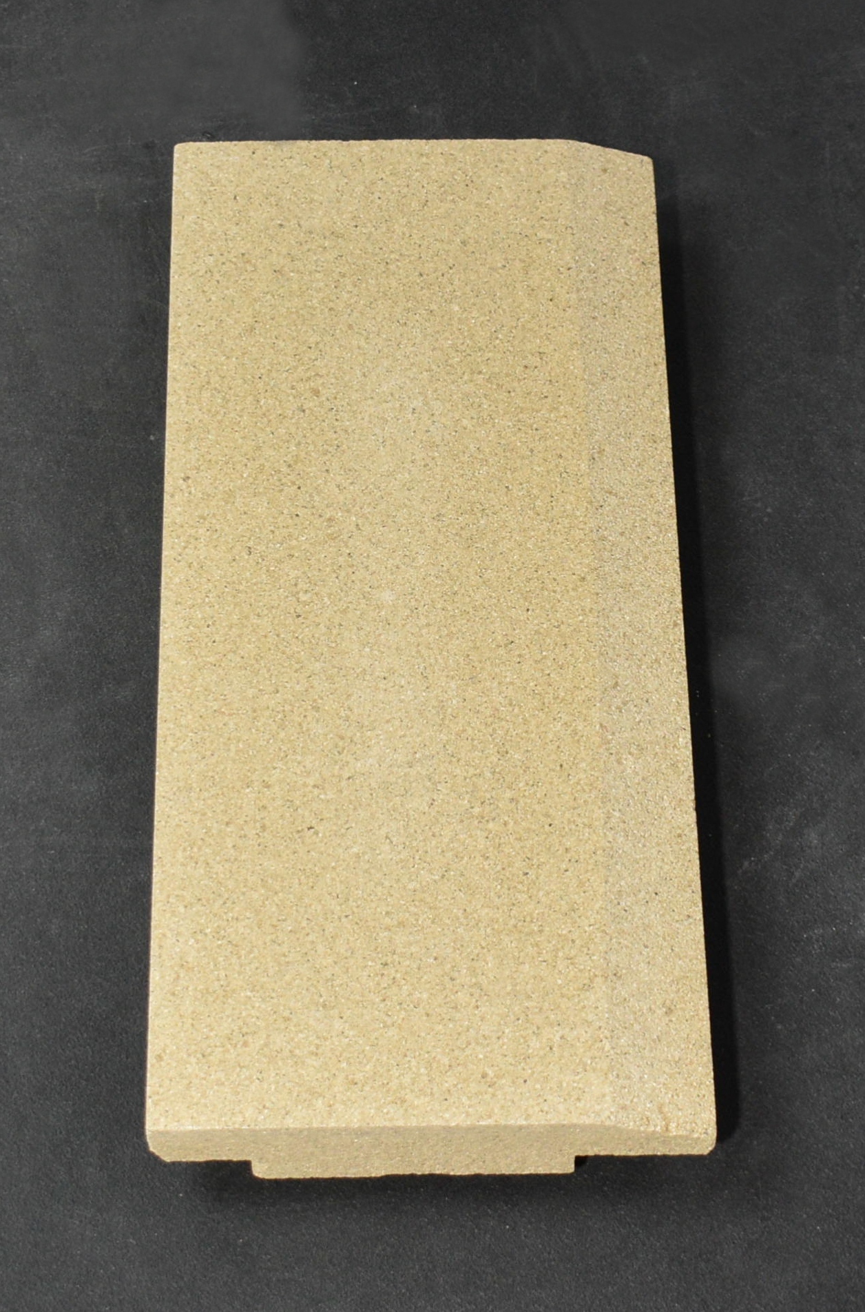 Justus Sirkos Aqua pietra laterale a destra Justus Sirkos Aqua pietra laterale a destra