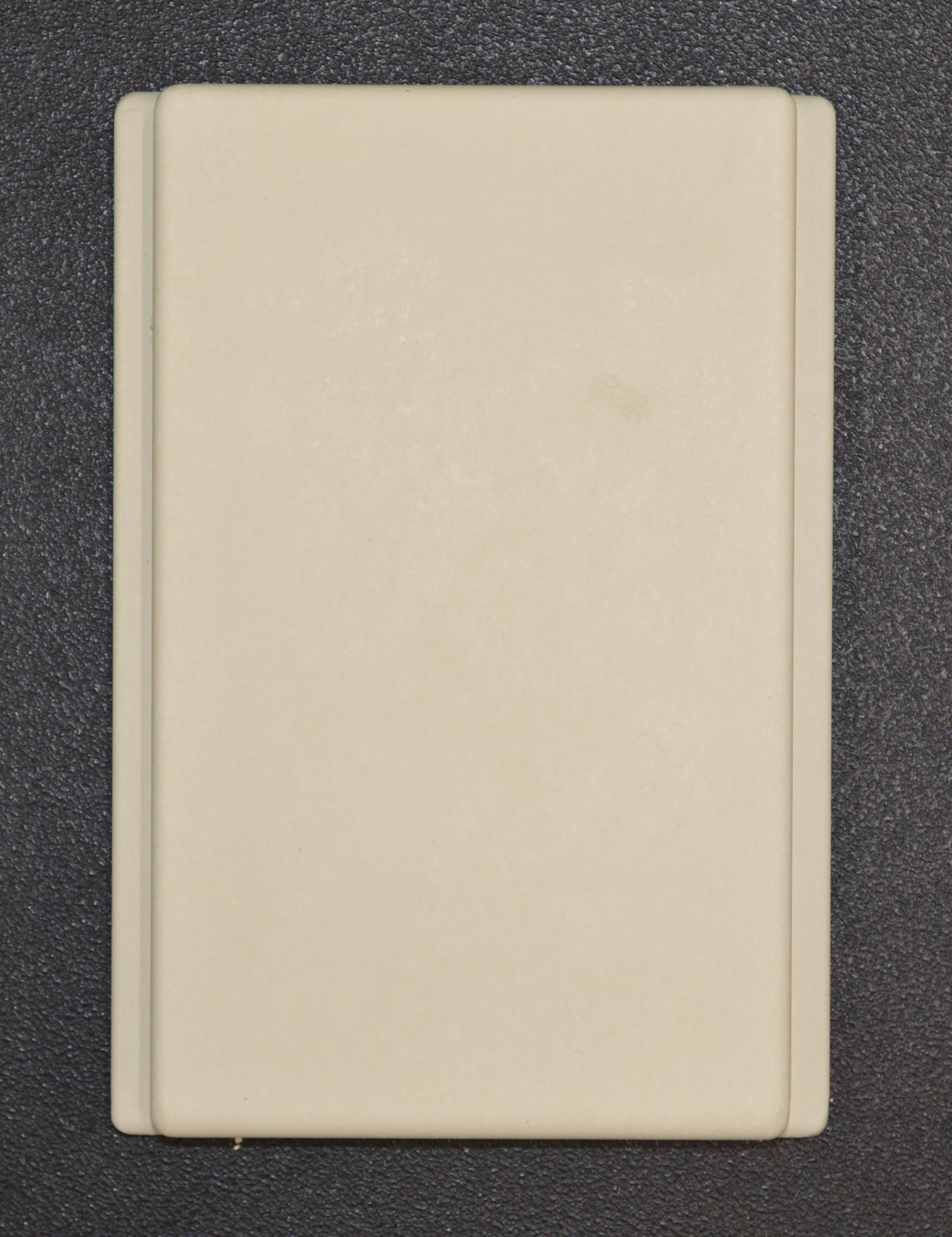 Spartherm Stovo L cegła tylnej ściany centralnie na górze