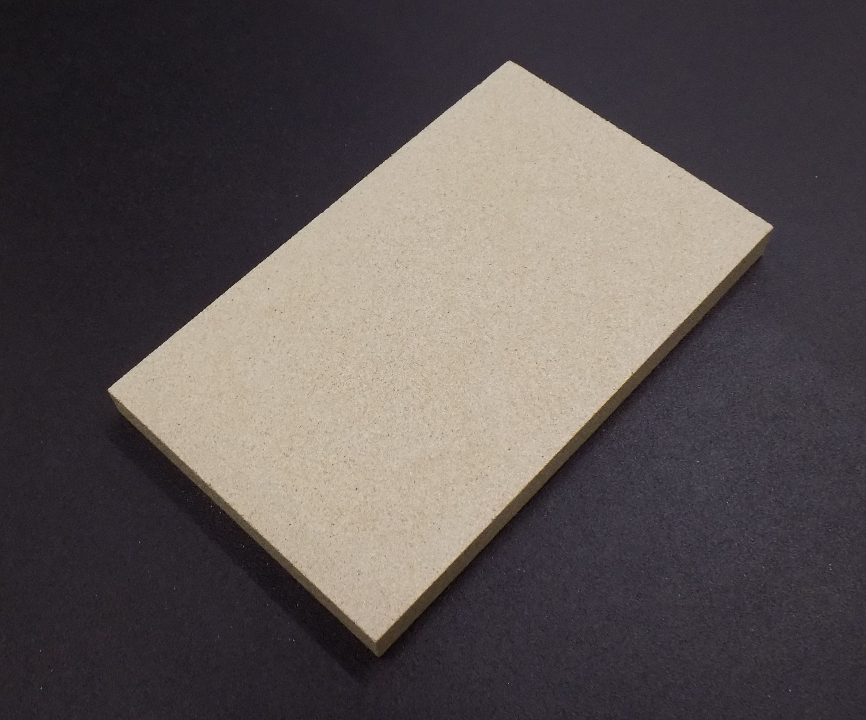 Eurotherm Topas Achterste muur steen links