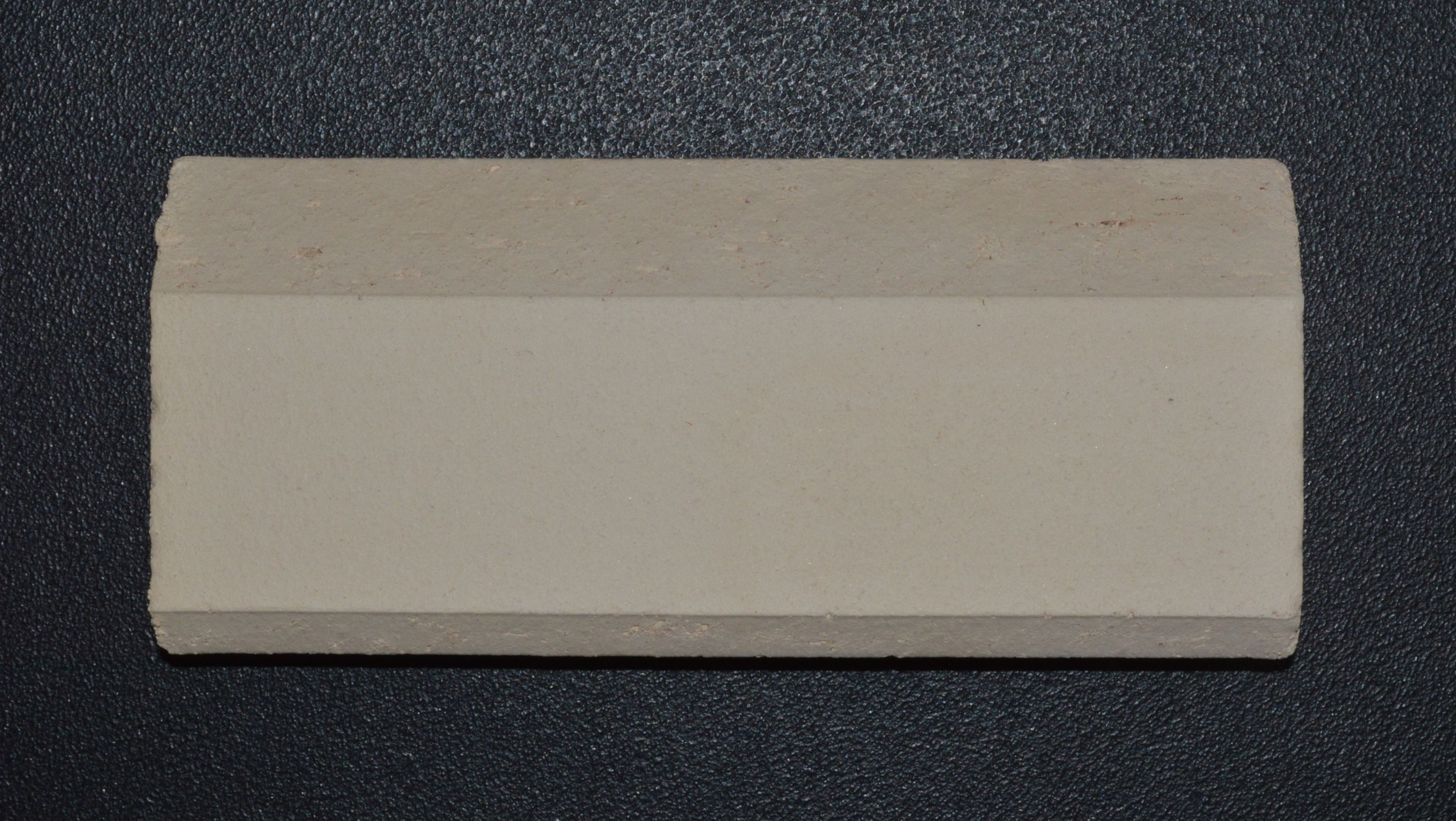 Brunner lucarne 45/67/44 pierre avant droit