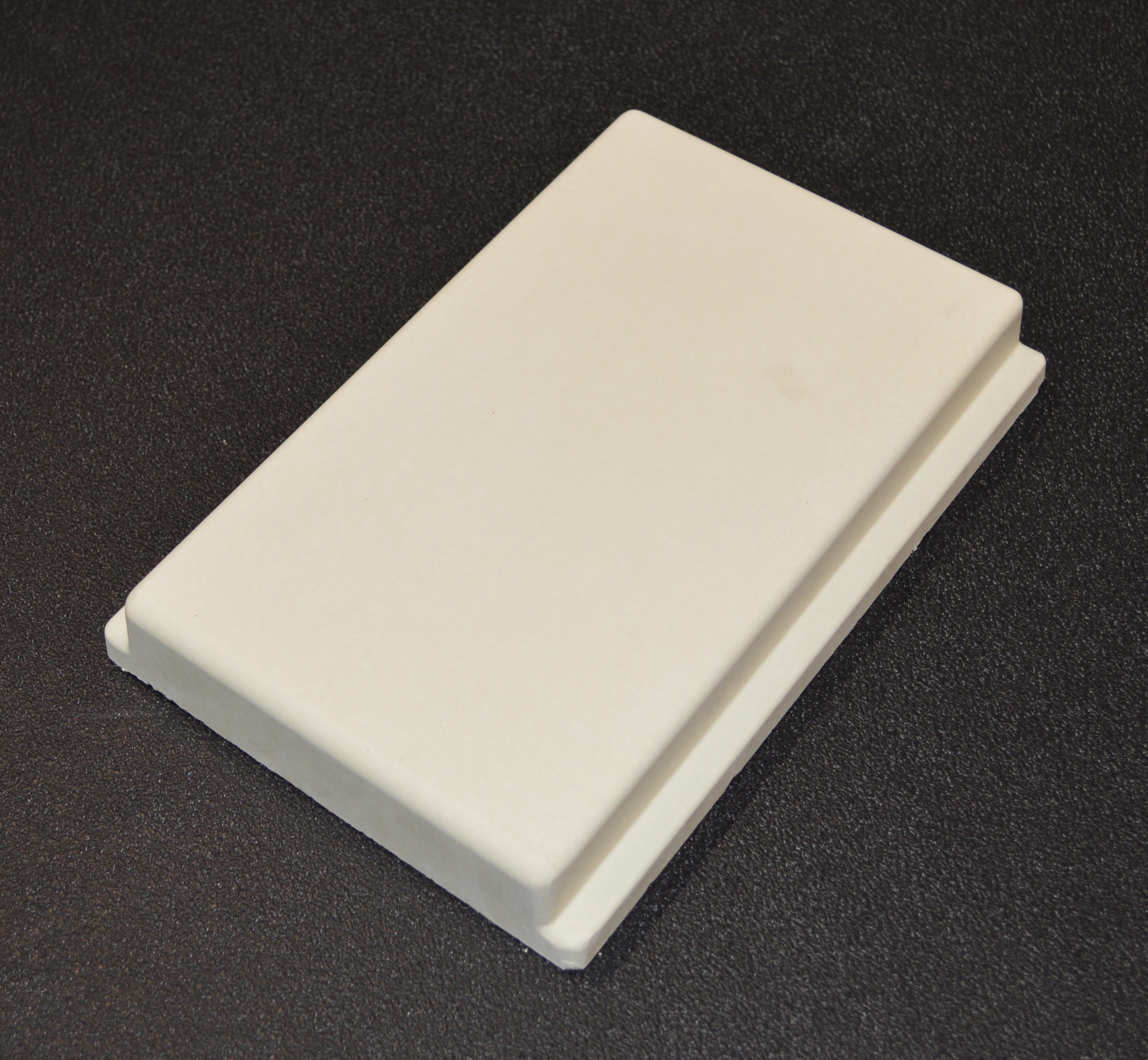 Spartherm Stovo L cegła tylnej ściany centralnie na górze