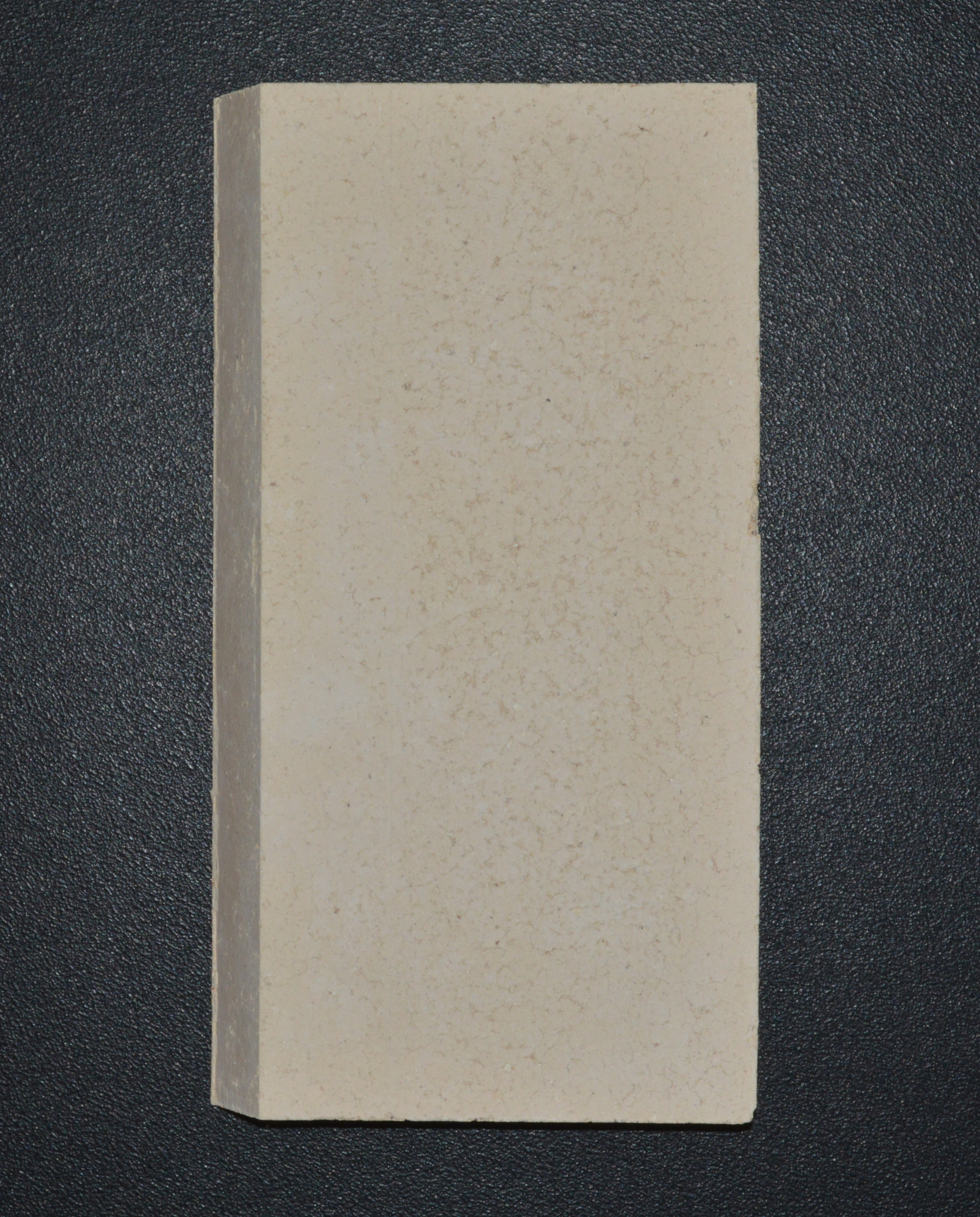 Haas-Sohn Oristano 266.17 pietra laterale a sinistra