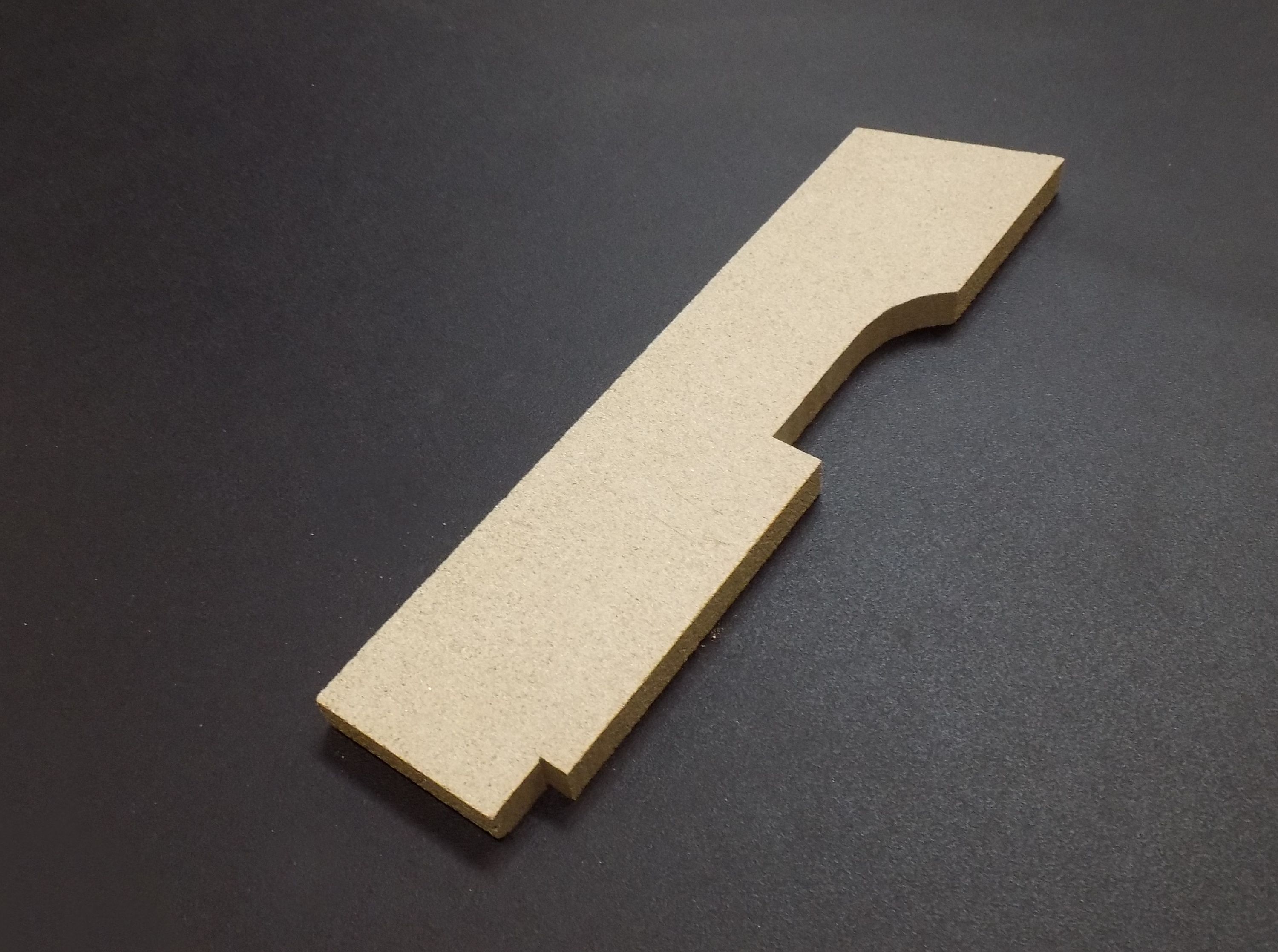 Justus Austin 7 Seitenstein rechts vorne B seitlicher Feuerraumstein rechts Justus Austin 7 Seitenstein rechts vorne B seitlicher Feuerraumstein rechts