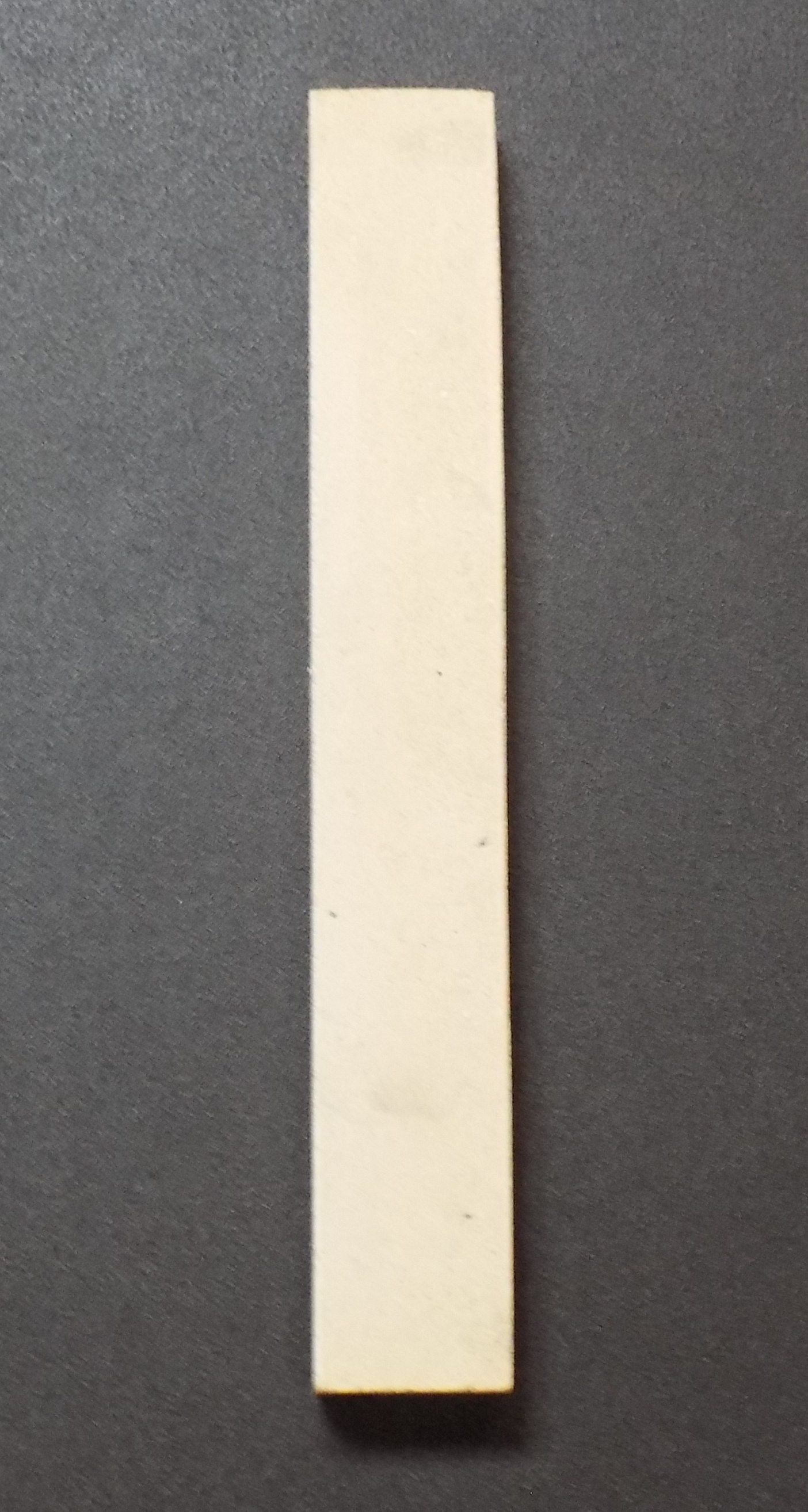 Kleining Phoenix cegła boczna z lewej strony z tyłu Kleining Phoenix cegła boczna z lewej strony z tyłu