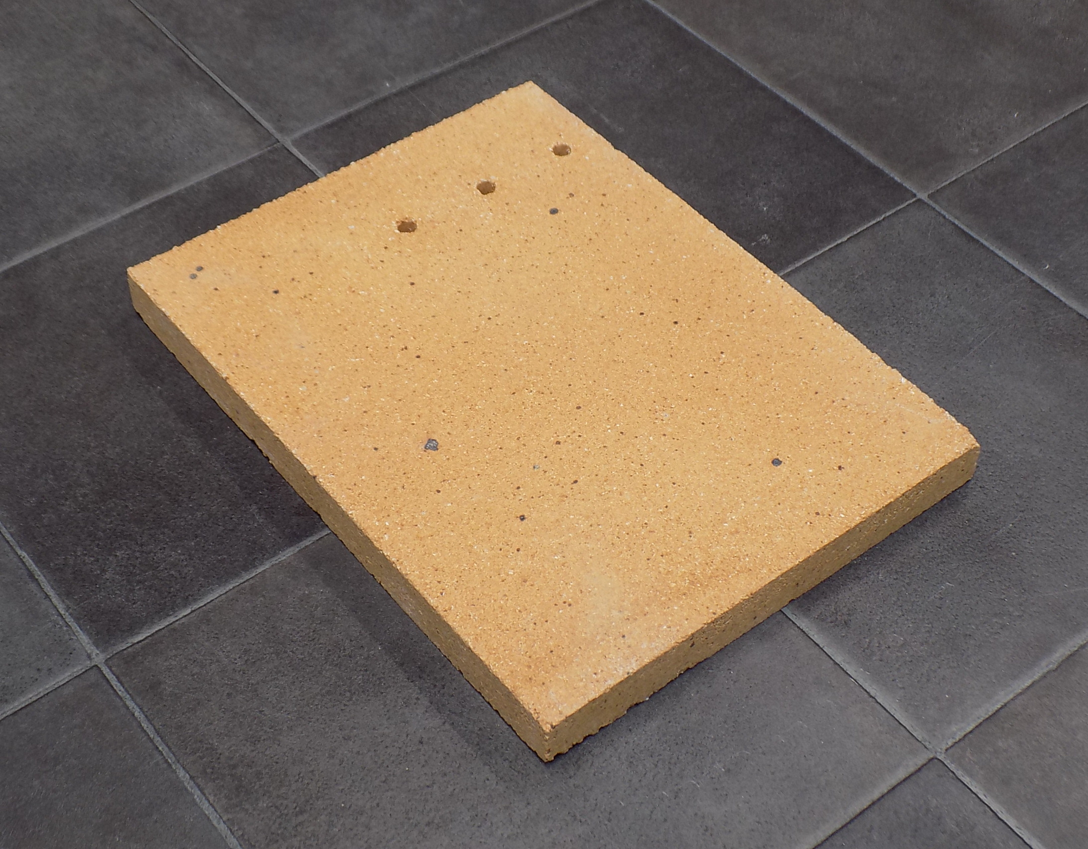 Thorma Isberg II pierre de plaque arrière gauche Thorma Isberg II pierre de plaque arrière gauche