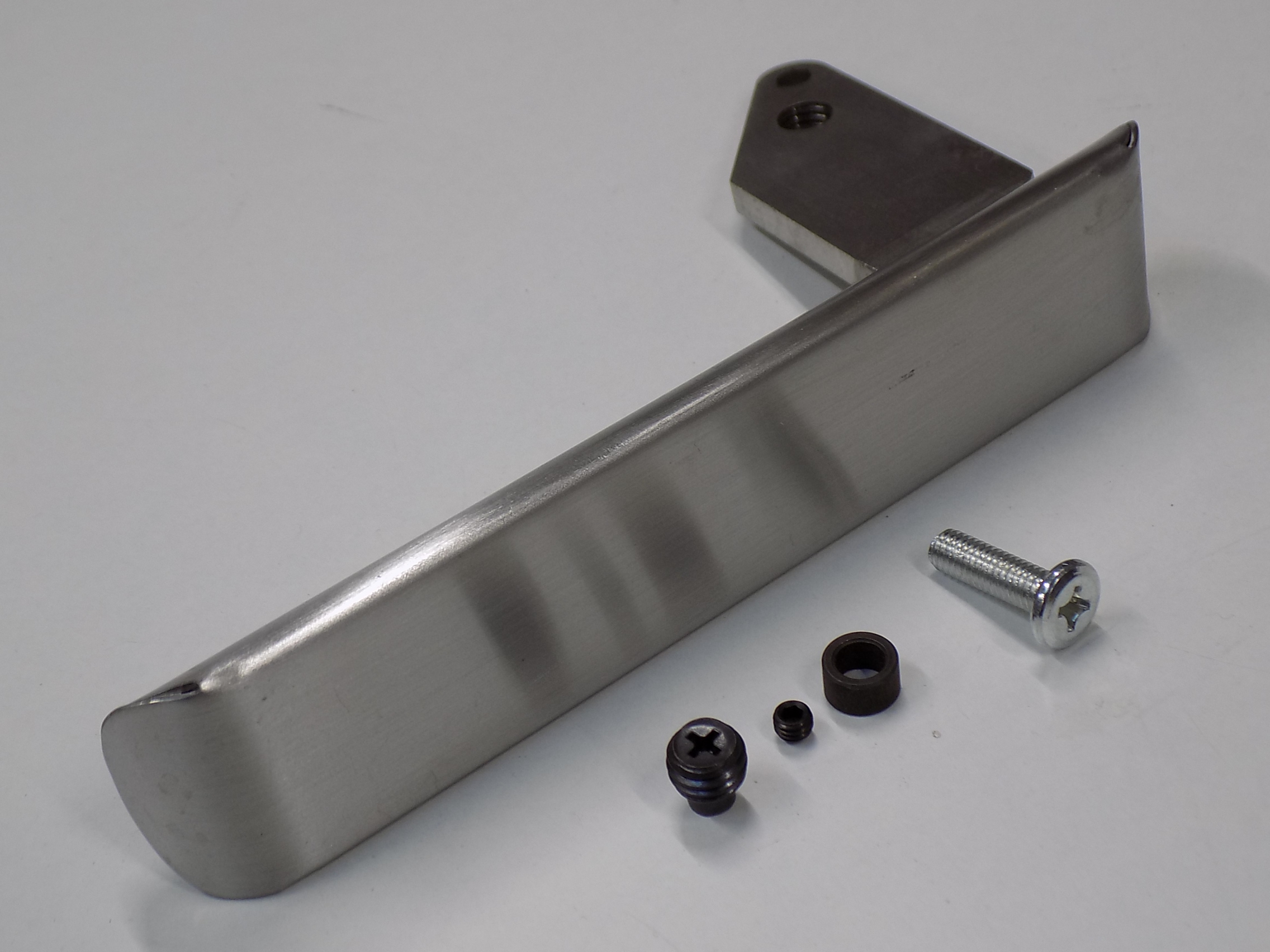 Techfire UNI-3068 impugnatura sportello B Techfire UNI-3068 impugnatura sportello B