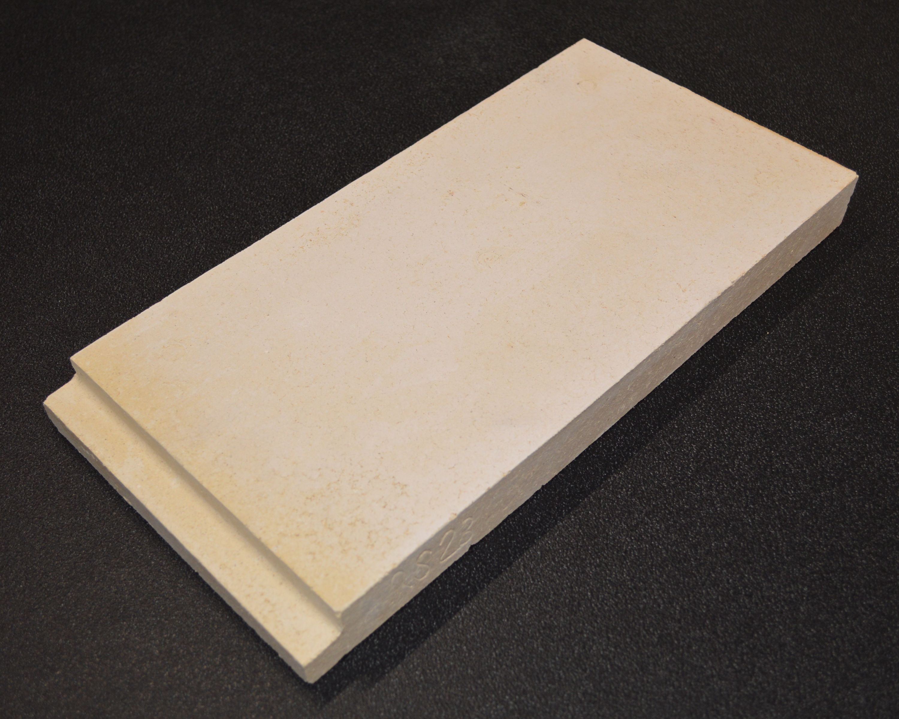 Novaline Draco L bagsten venstre