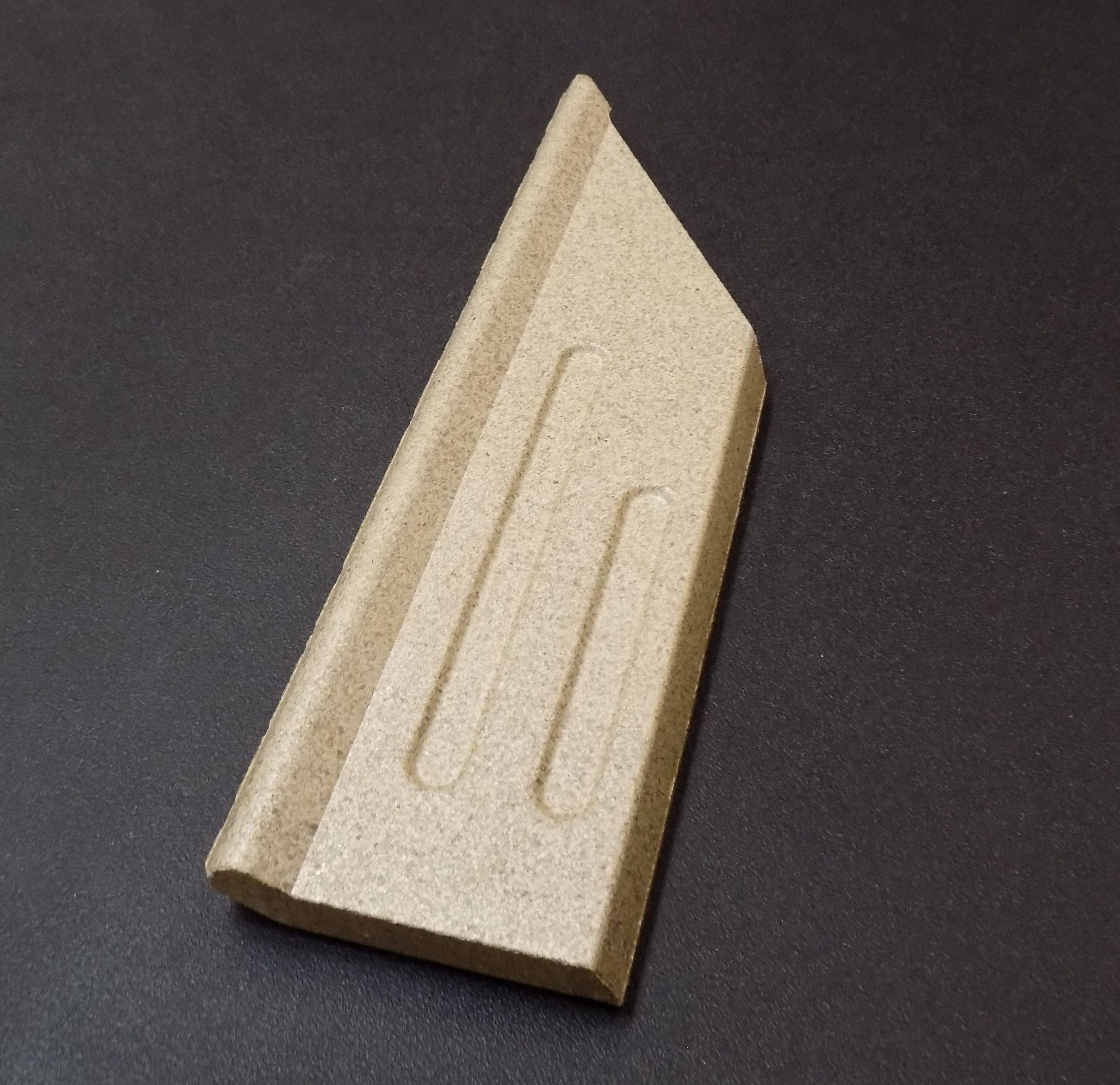 Aduro Hybrid 1 cegła boczna z lewej strony z tyłu Aduro Hybrid 1 cegła boczna z lewej strony z tyłu