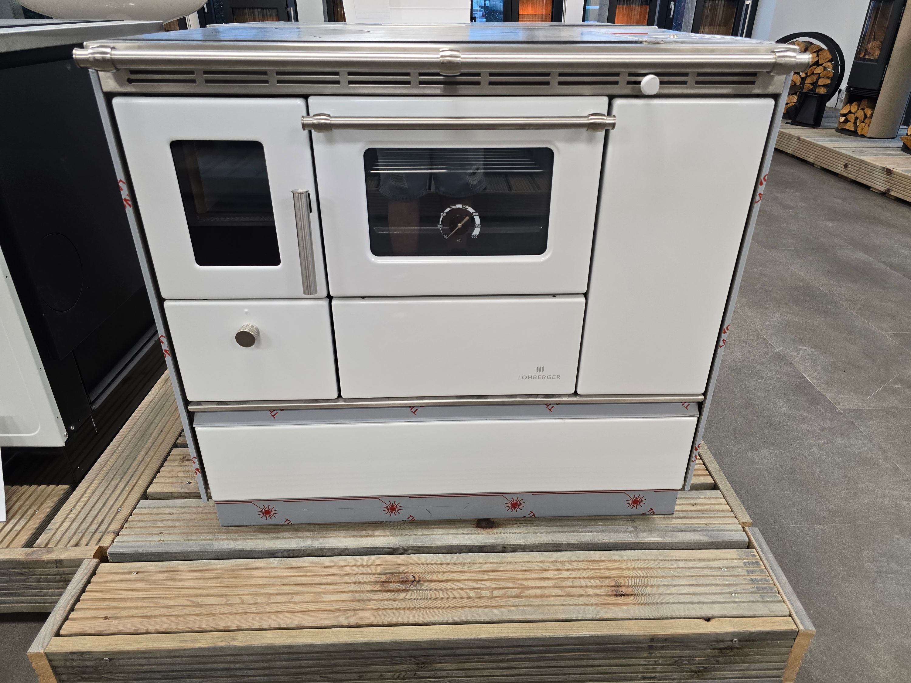 Küchenherd Lohberger REGA 90, weiß, 8 kW – Ausstellungsstück/Vorkonfiguriert