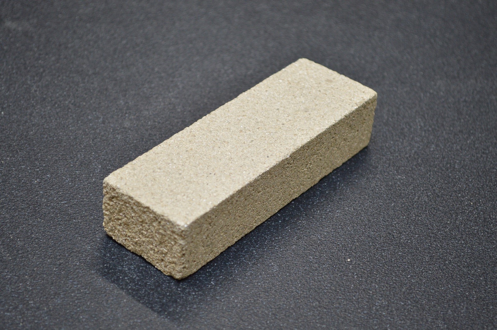 Justus P50-5 bundsten foran B
