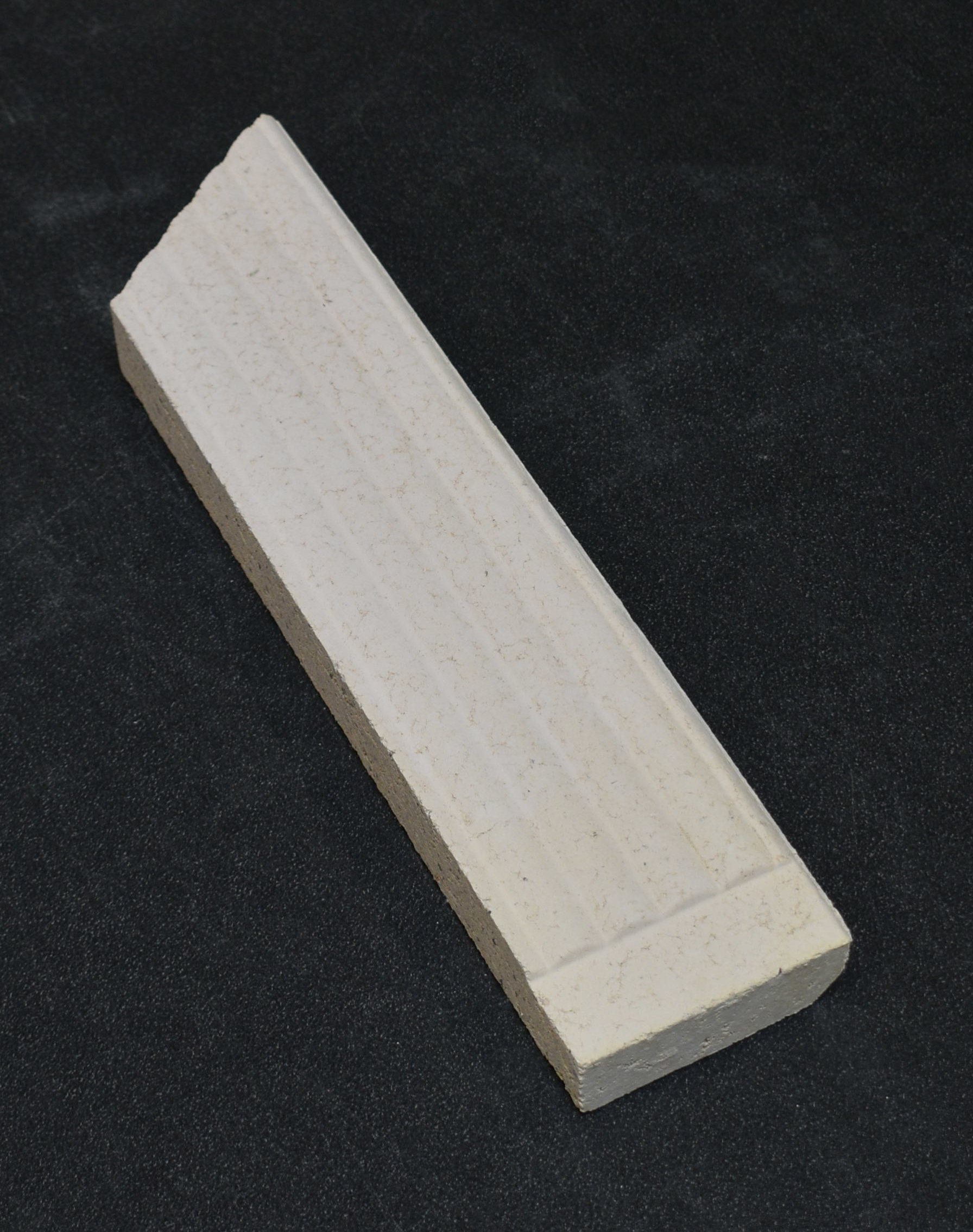 Romotop Laredo 04 cegła boczna z prawej strony z przodu Romotop Laredo 04 cegła boczna z prawej strony z przodu