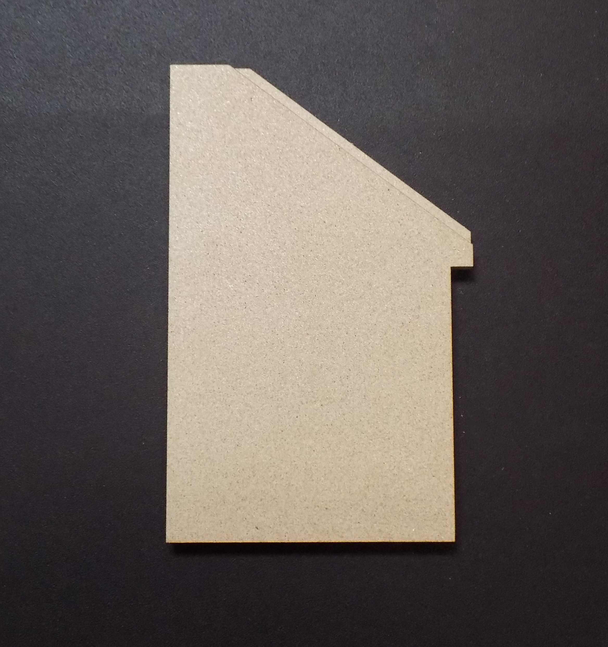 Varde Ovne Linux 3 cegła boczna z lewej strony Varde Ovne Linux 3 cegła boczna z lewej strony