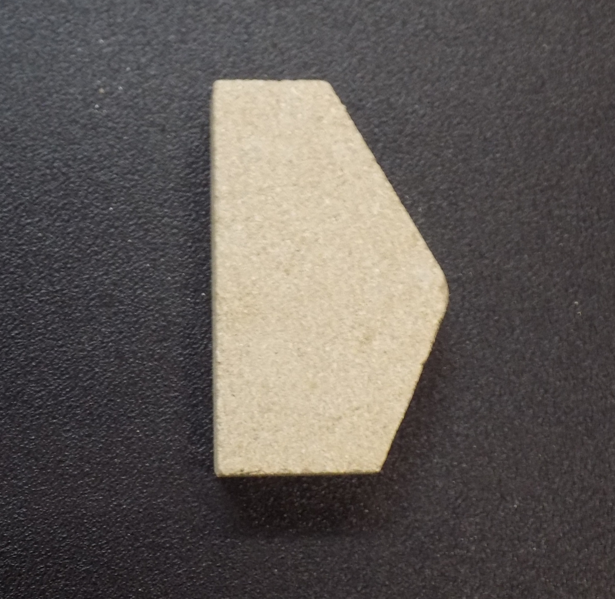 Justus Polarfeuer R3 pietra per fondo a destra anteriore B Justus Polarfeuer R3 pietra per fondo a destra anteriore B