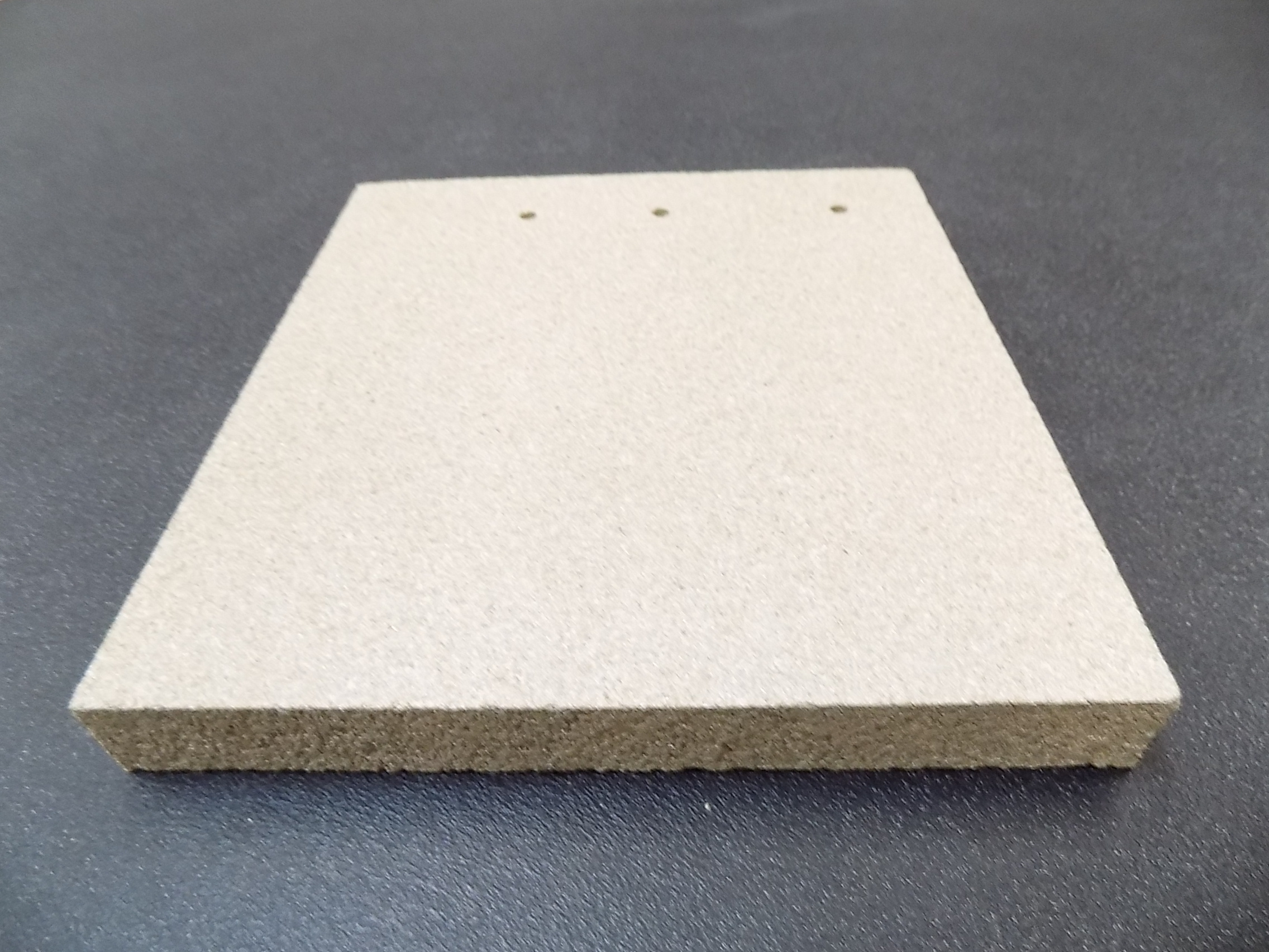 Oranier Luton Rückwandstein links Vermiculite